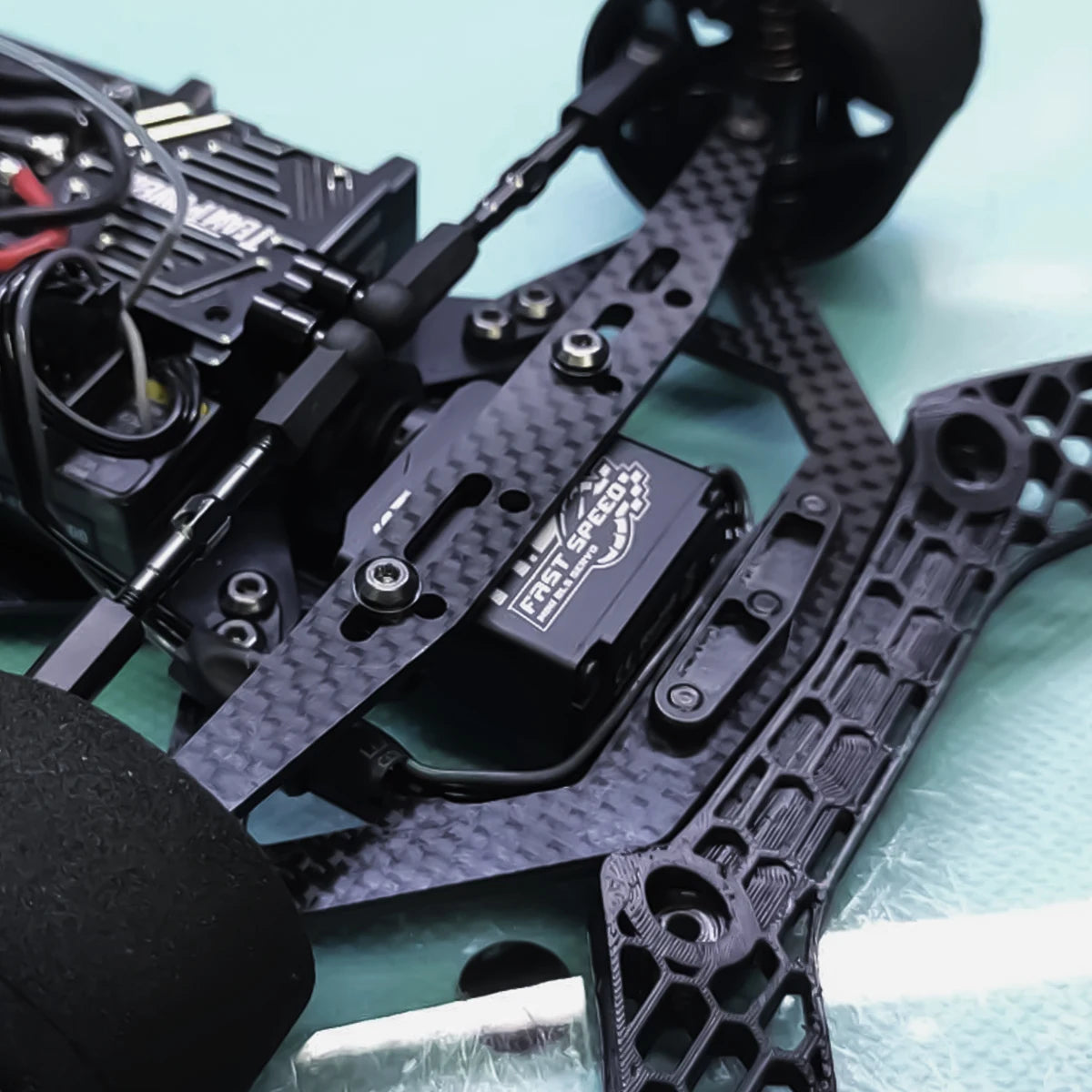 AGFRC SA30BHM - 11.5KG HV High Speed Programmable Motor Brushless Mini Smart Steering RC Servo for 1/12 1/16 RC Car Rock Crawler 4 AGFRC SA30BHM - 11.5KG HV High Speed Programmable Motor Brushless Mini Smart Steering RC Servo for 1/12 1/16 RC Car Rock Crawler — изображение 4